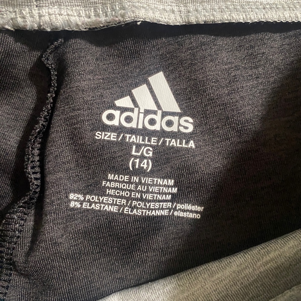 Adidas | Capri Leggings | Size Large -14 - Picture 3 of 3